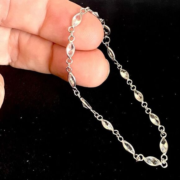 APZ Dainty Sterling Silver & crystal Bracelet - Picture 5 of 9